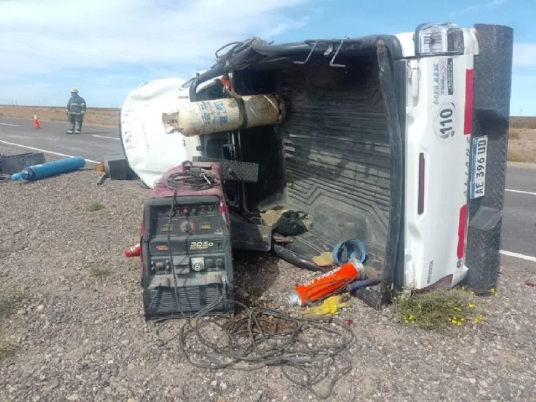 f768x1-789857_789984_5050