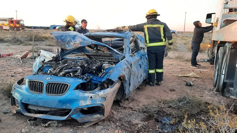 el-bmw-pincho-la-rueda-delantera-izquierda-mas-220-kmh