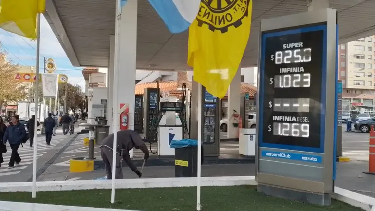 combustibles-aumento-tasa-vial-neuquen-ypf-aca-valida-1200-