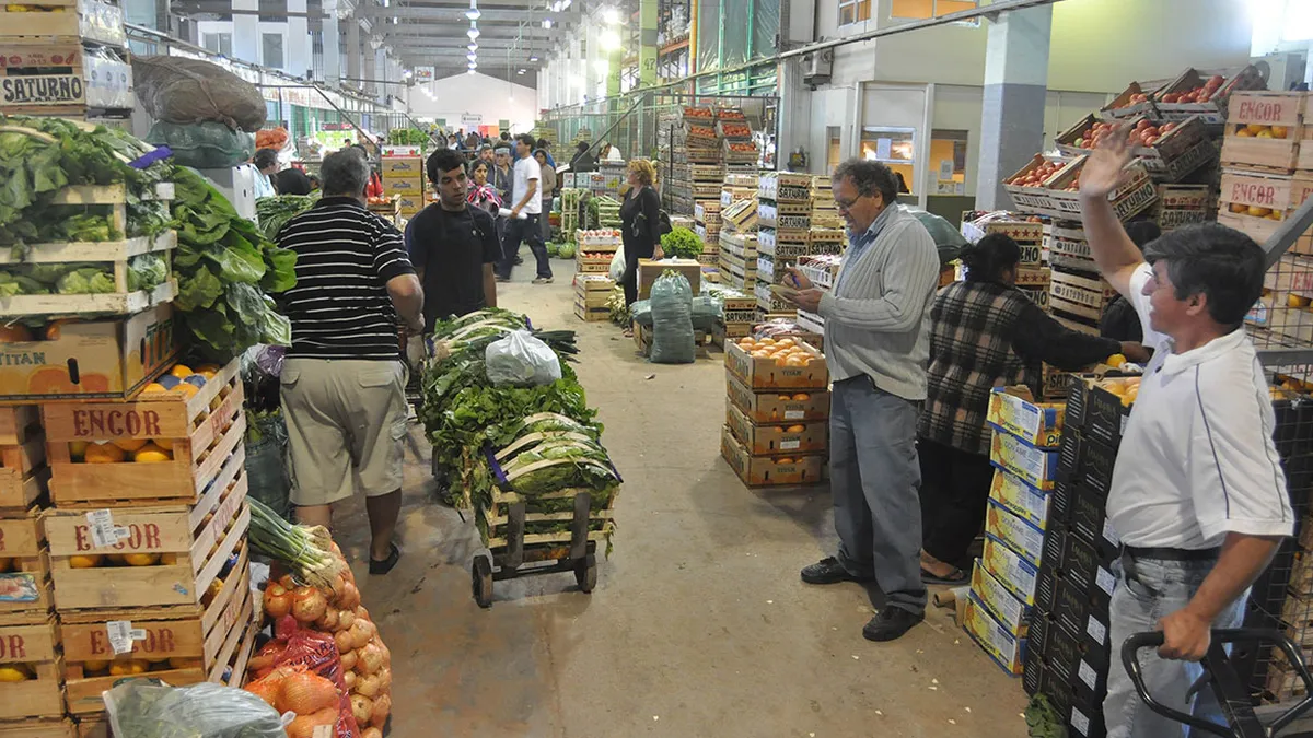 el-mercado-concentrador-neuquen-abastece-sus-productos-la-mayor-parte-del-alto-valle