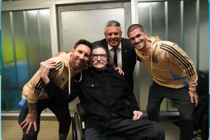 messi_y_charly_garcxa.jpg_157097993