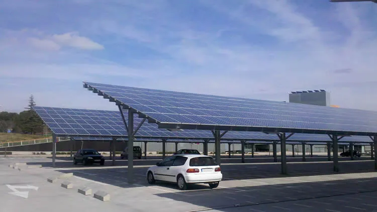 Estacionamientos-con-paneles-solares-Una-opcion-sustentable-que-brinda-rentabilidad-a-las-Estaciones-de-Servicio
