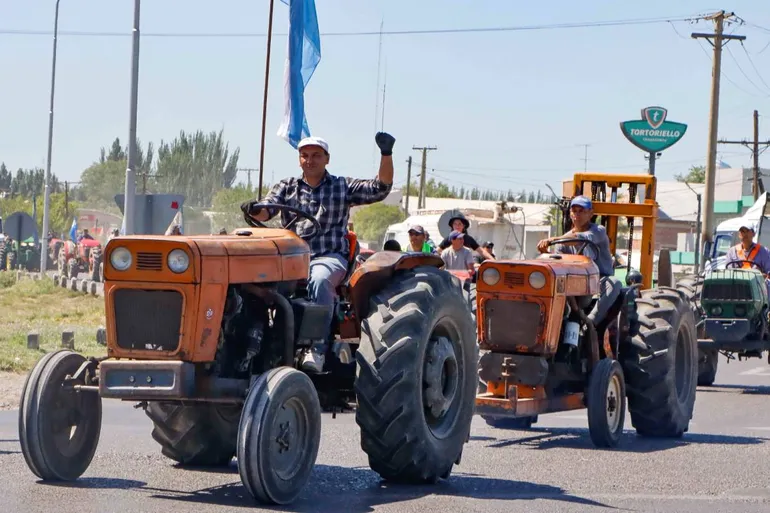 tractorazo-chacareros01-1jpg