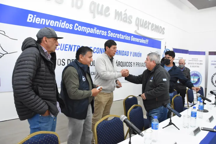 sfp-reunion-sindicatos-petroleros-16-1jpg