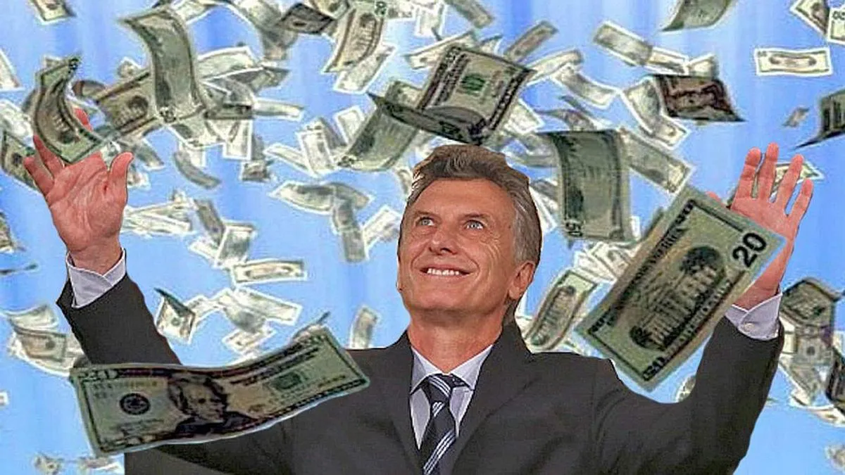 macri-lluvia-dolaresjpg