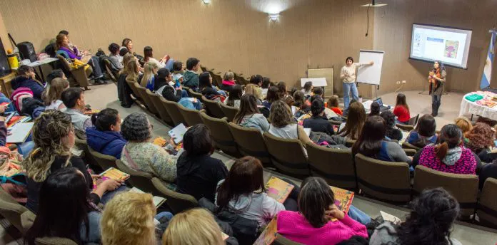 WEB-CPE-Capacitacion-para-docentes-de-nivel-INICIAL-_-10-696x344