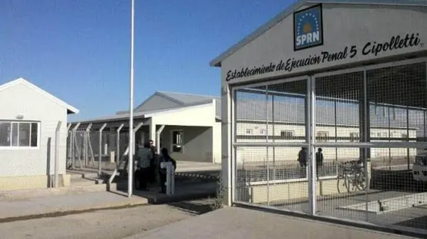 1769179292_f4a1f312a2d5fb71a7f8