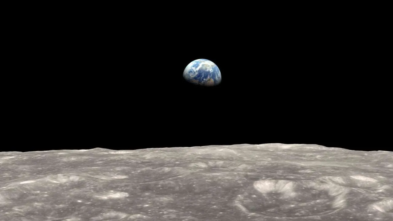 earth-moon_262e400f_240117205002_1280x720