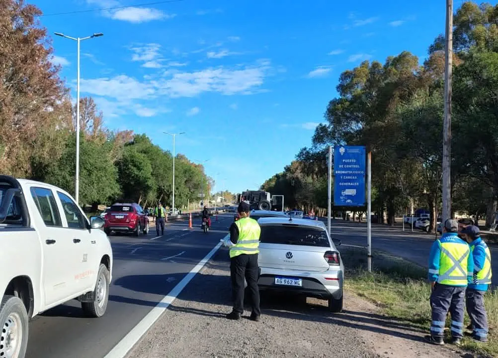 c98188c0-2c35-4fcd-b6fa-27493362d7dc