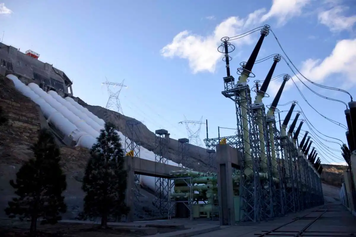 Alicura-Represa-alta-tension-energia-visita-foto-mati-subat-MES_2535