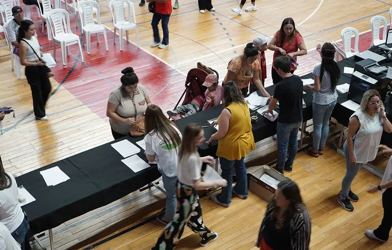 sfp-actializacion-usuarios-planes-sociales-ruca-che-tarjetas-3jpg