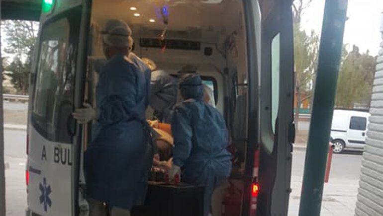 ambulancia-traslado-paciente-covid-coronavirus-neuquenjpg