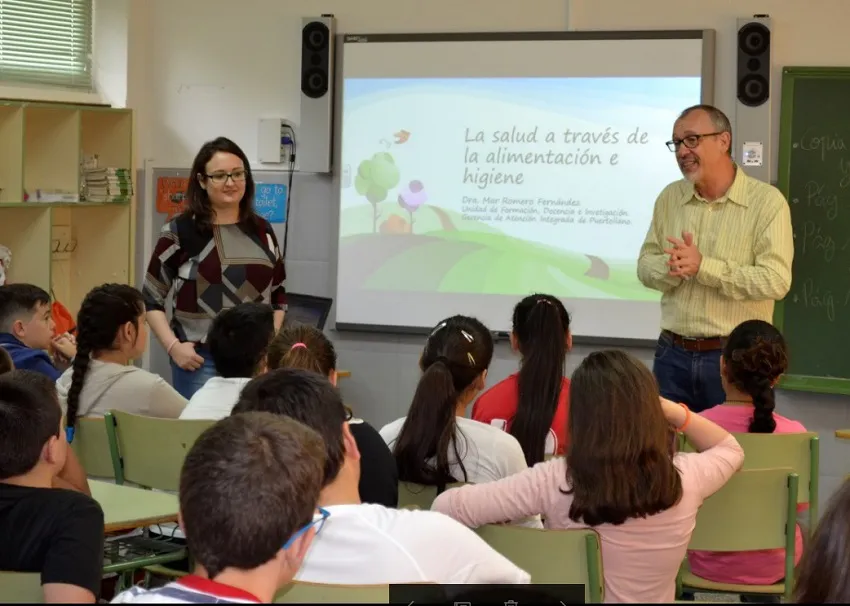 la-fraternidad-es-saludable-imparte-charlas-sobre-alimentacion-e-higiene-a-220-alumnos