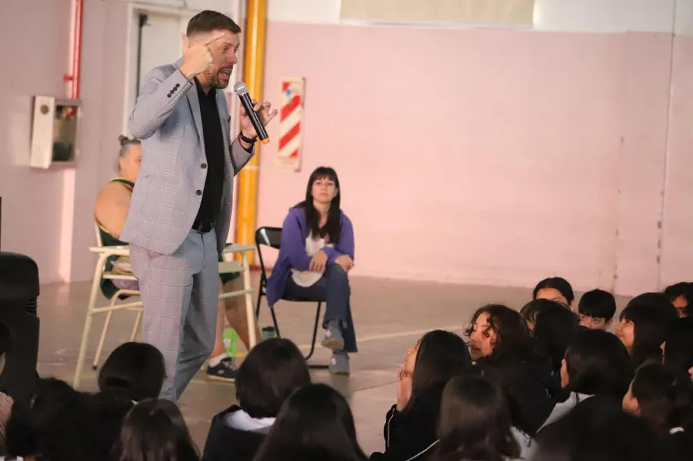 md - 2025-12-02T085542.553