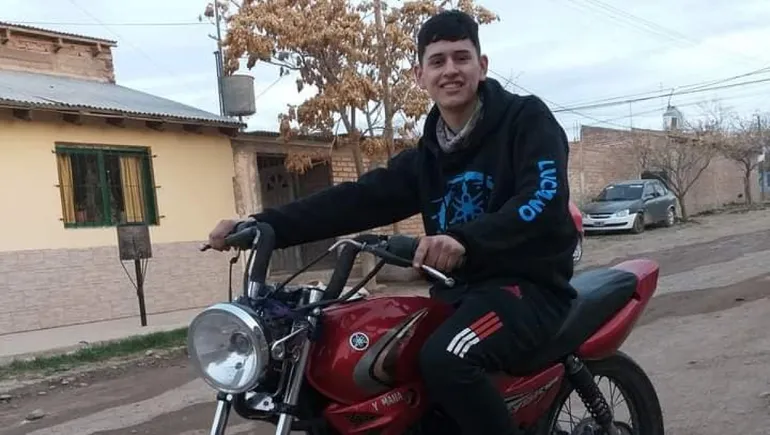 luciano-saavedra-joven-fallecido-centenario-chocar-motopng