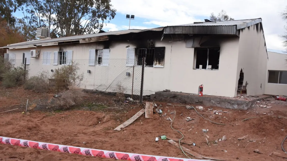 explosion-aguada-san-roque-escuela-tragedia-maestre-incendio20jpg