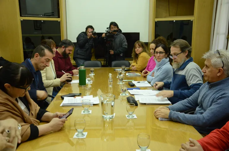 reunion-aten-y-gobierno-6jpg