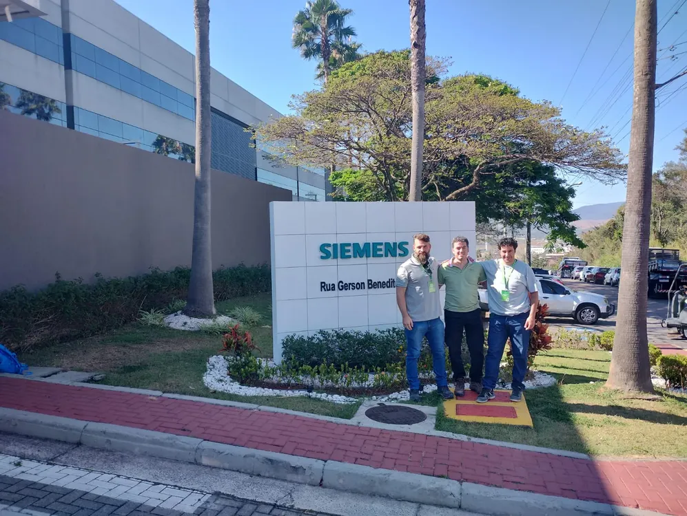 WhatsApp Image 2025-09-16 at 13.32.04