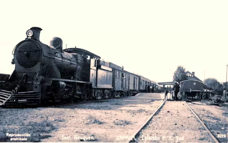 Ferrocarril-estación-zapala-1