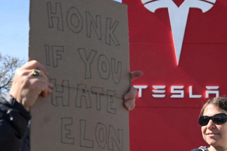 f768x1-806186_806313_5050