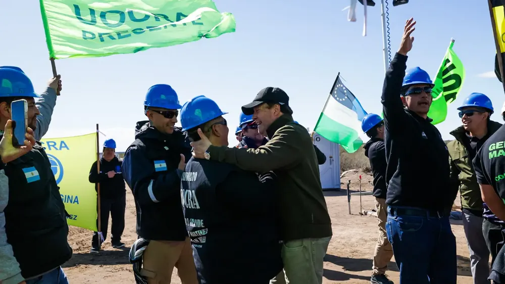 1759782815_df002531fbff6a6697e0