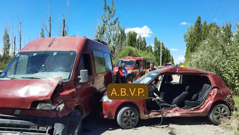 accidente-rescate-bomberos-plottier (1)