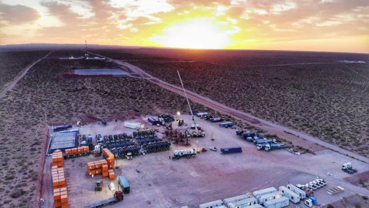 el-area-bajada-del-palo-oeste-la-formacion-vaca-muerta-cargo-la-operadora-vista-oil-gas