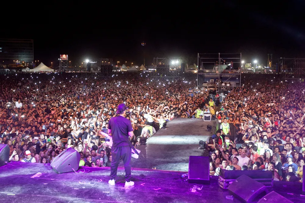 Nqn-Damas-gratis-fiesta-de-la-Confluencia-Juan-Thomes-11