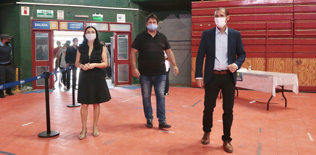 Vacunacion-Ruca-Che-1-1068x527