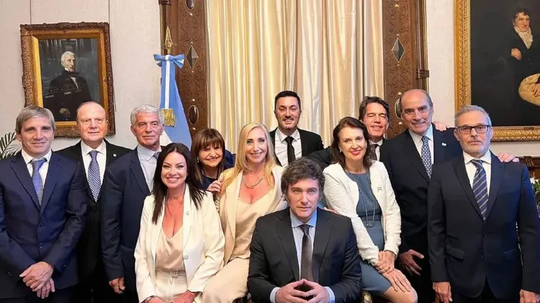 gabinete-javier-mileijpg