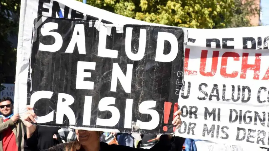 marcha-de-salud-neuquen-e1752498882791