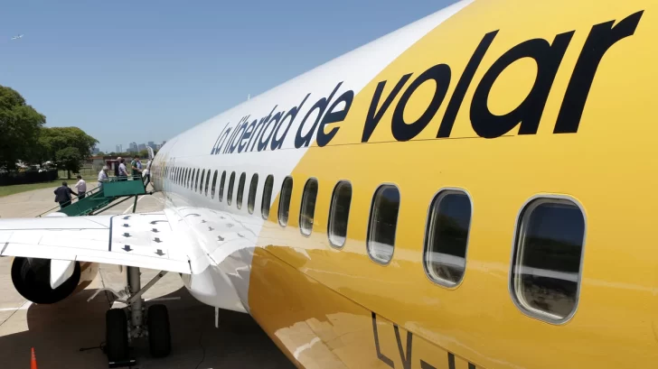 Bautismo-avion-FlyBondi