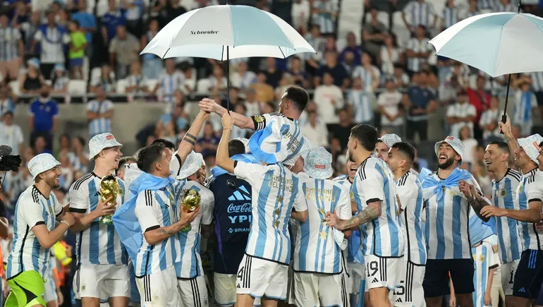 seleccion-argentina-festejo-campeones