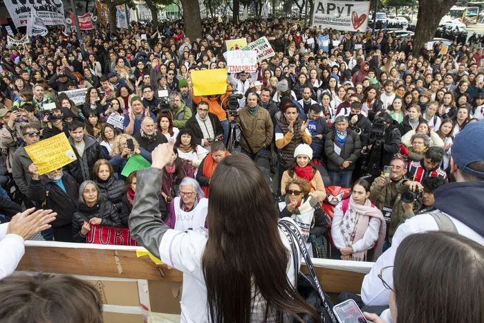 942246-941660-9-a-na-0_0