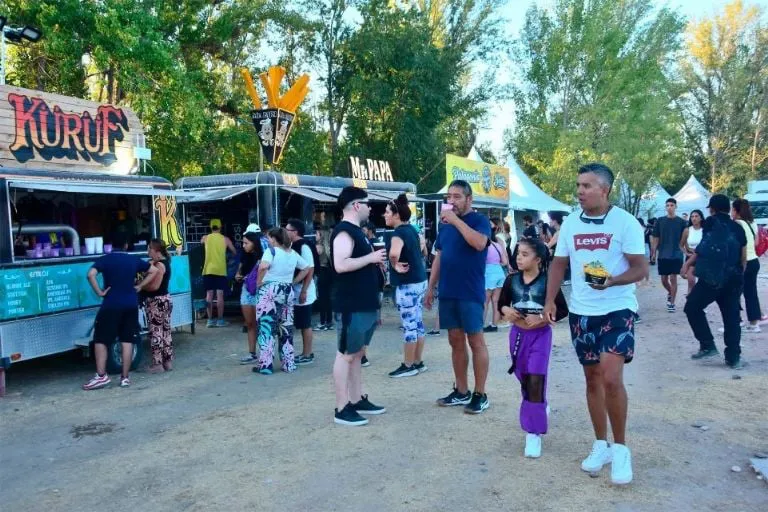 f768x1-776618_776745_5050