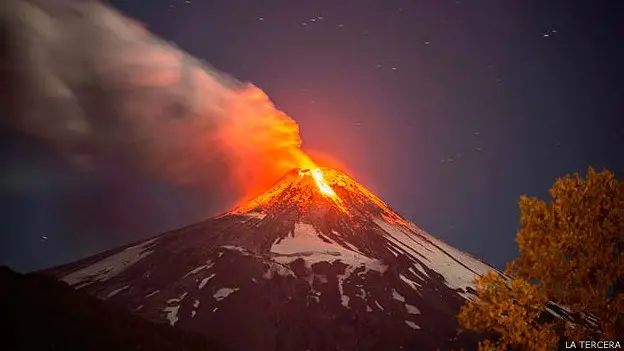 chile_volcan_villarrica_erupcion_624x351_latercera.jpg