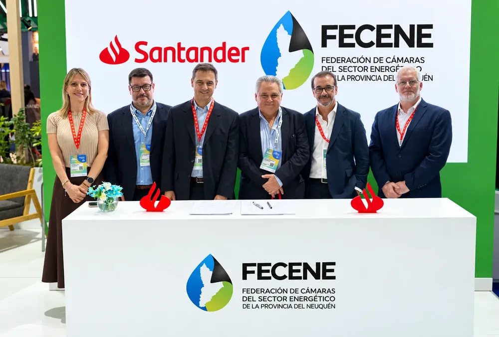 Foto de firma corporativa FECENE y Santander
