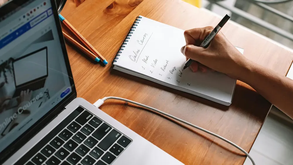 1759754923_04c18bfd821cb01eaa9b