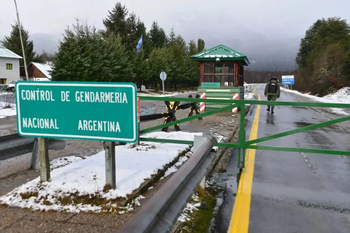 Paso internacional.jpg