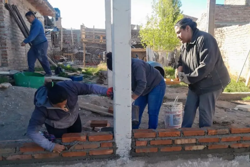 md - 2025-10-21T224548.864