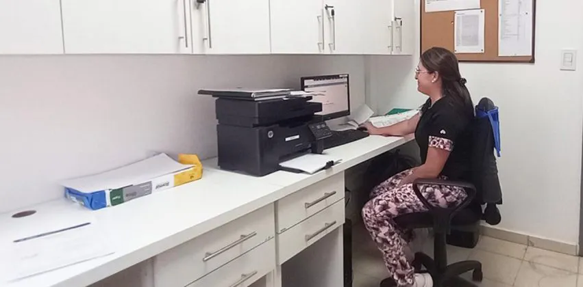 web-Terapia-Intensiva-Del-1er-Piso-Del-HPN-UTIA-6-851x420