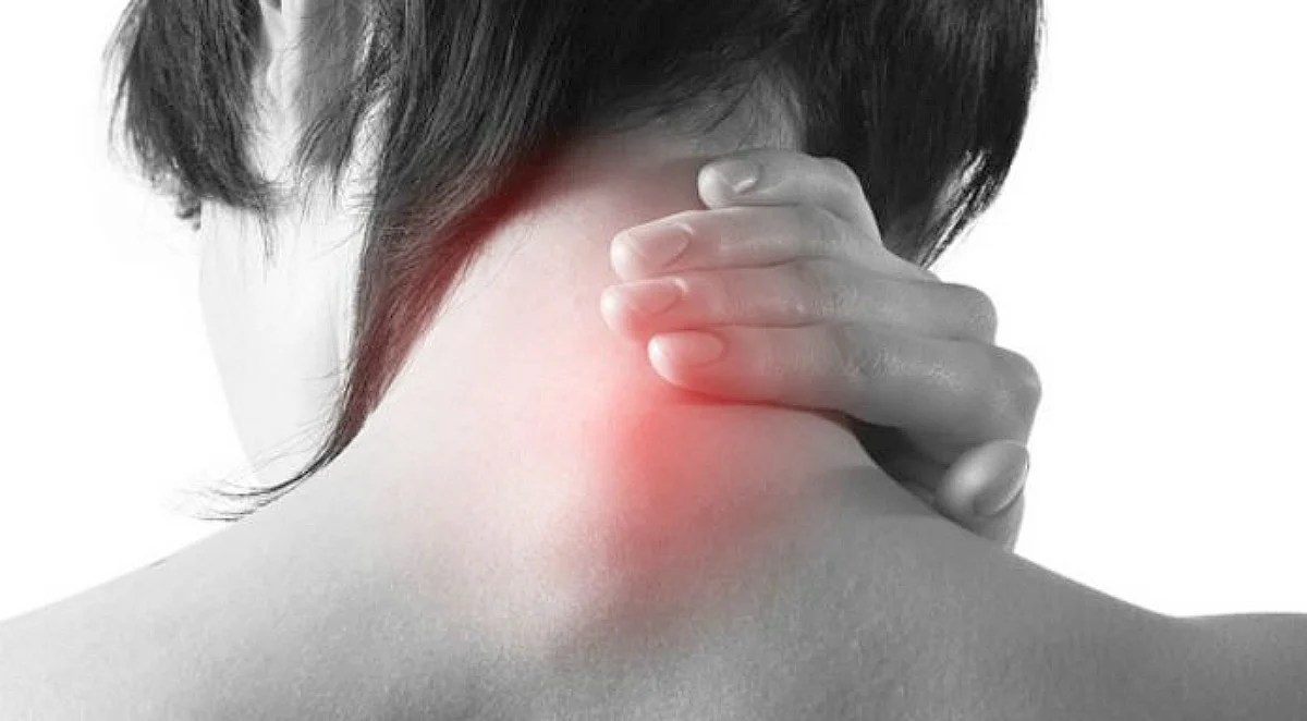 como-aliviar-la-torticolis