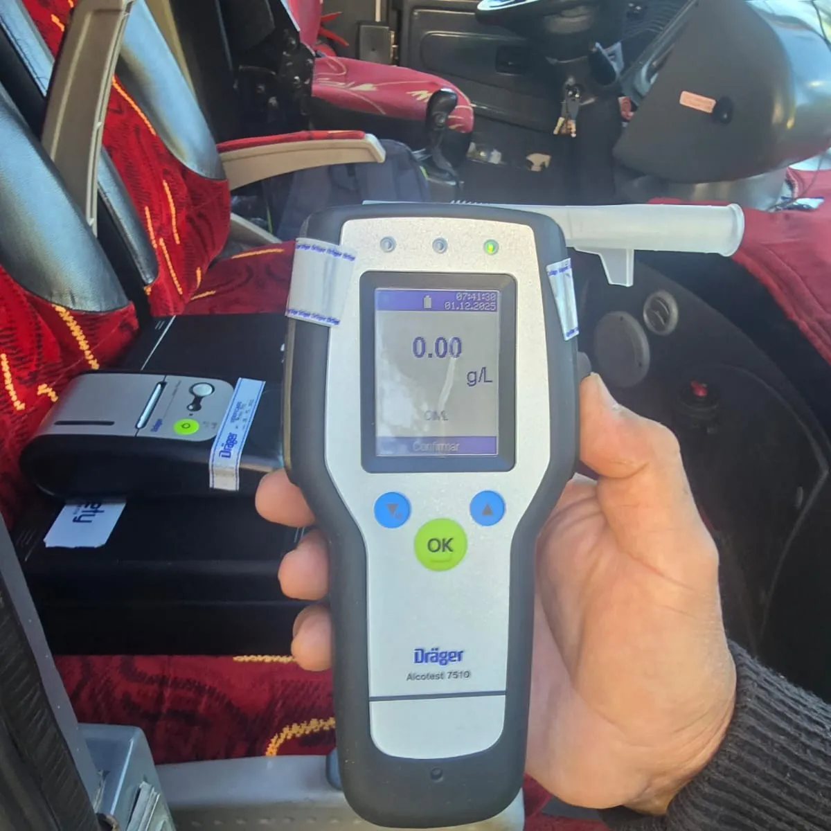 7166531b-bb49-443d-a961-6df5746268c5