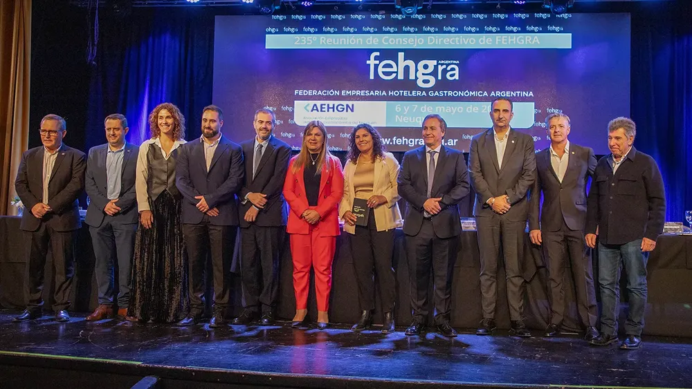 WEB-Capiet-reunion-de-consejo-directivo-fehgra-0851