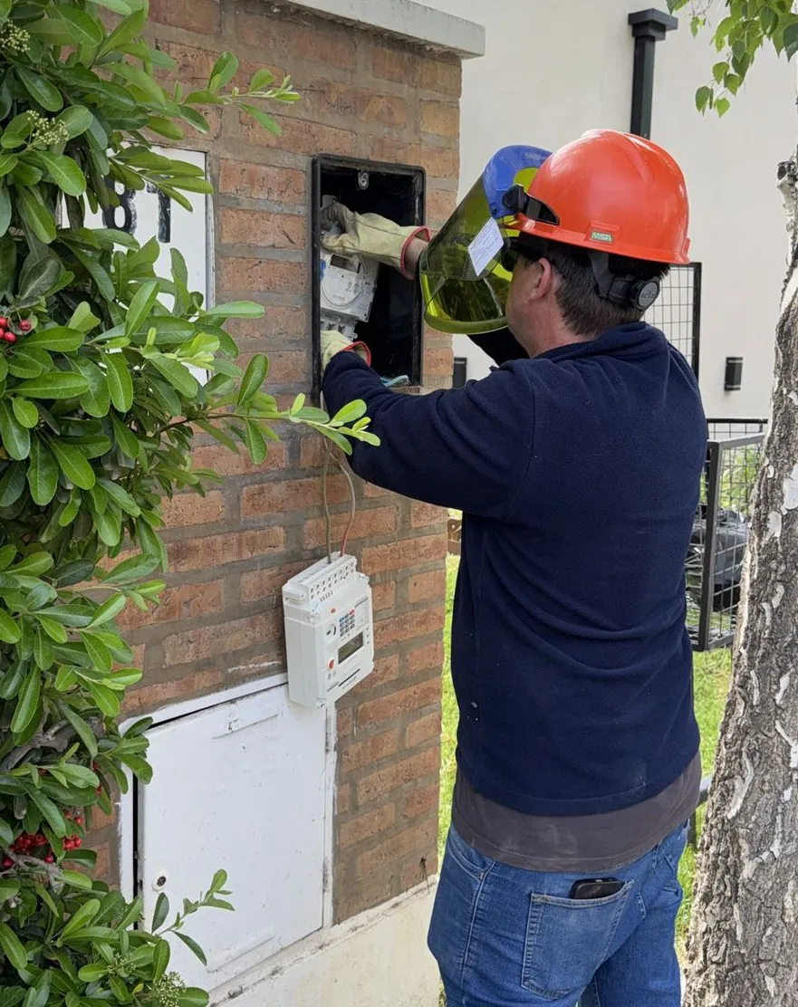 WhatsApp Image 2025-12-01 at 15.39.51