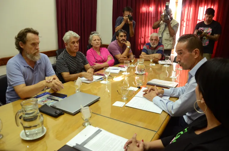 reunion-aten-y-gobierno-3jpg