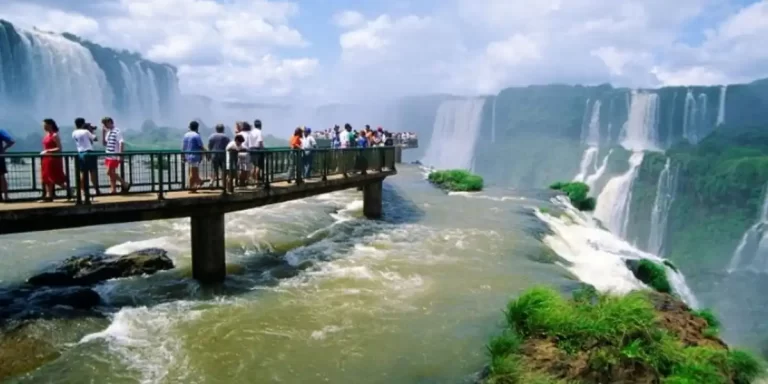 parque-nacional-iguazu-768x384