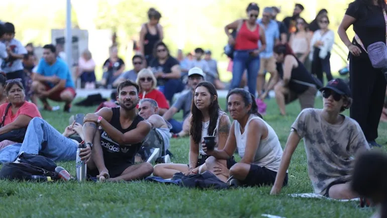 fiesta-la-confluencia-dia-2-escenario-limay-1jpg