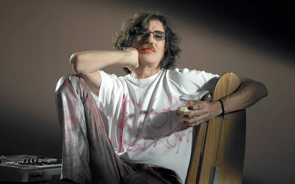 982517-charly-1_0