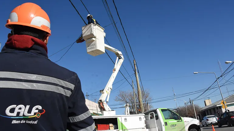 sfp-calf-energia-cables-cortes-programados-luz-reparacio-apagon-electricidad-3jpg